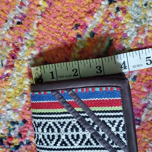 NWOT multicolored wallet with woven fabric - Picture 10 of 13